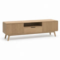 Mobile TV basso in rovere naturale con ante scanalate 180 x 40 x 55 cm